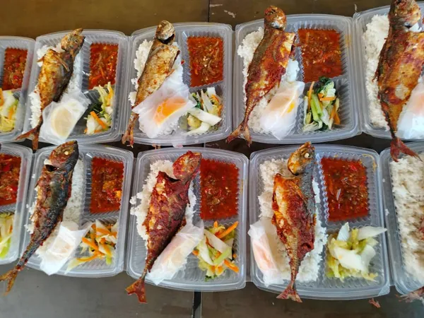 Contoh hidangan untuk pakej katering Pakej Bajet